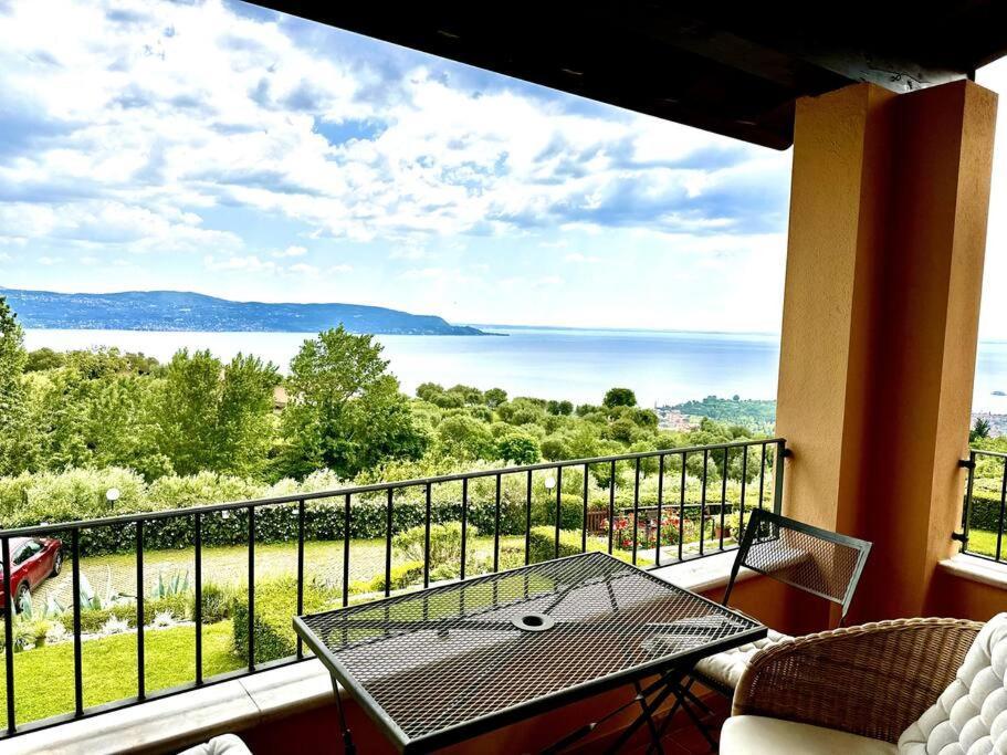 Casa Giulia: Un'Oasi Di Pace Apartment Тосколано Мадерно Екстериор снимка